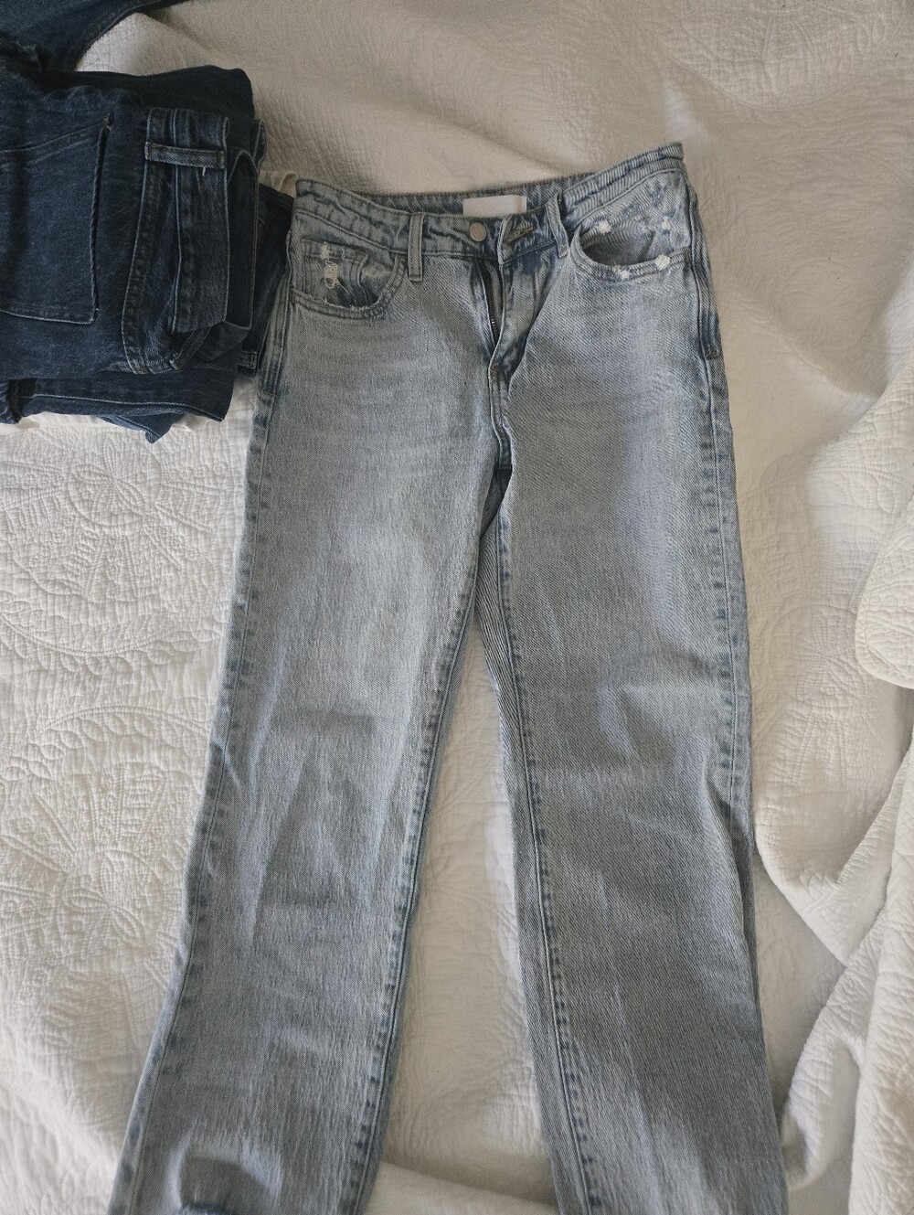 Light Wash Straight Leg Womens Jeans - Classic Blue - Picture 4 of 6
